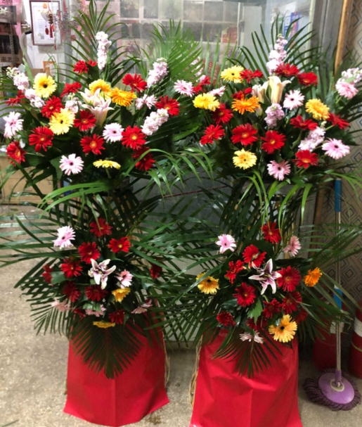 济南西洛河路送花实拍图