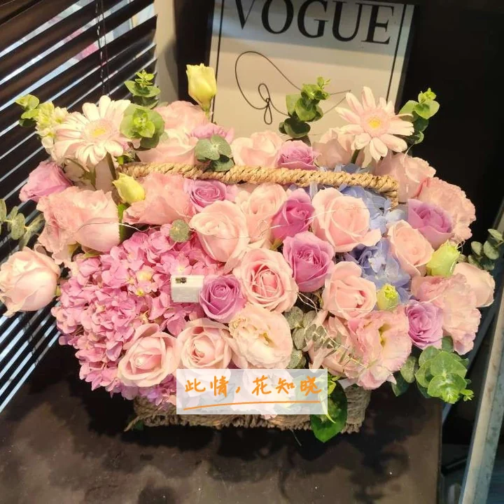 中南大学湘雅医院附近花店送花实拍图