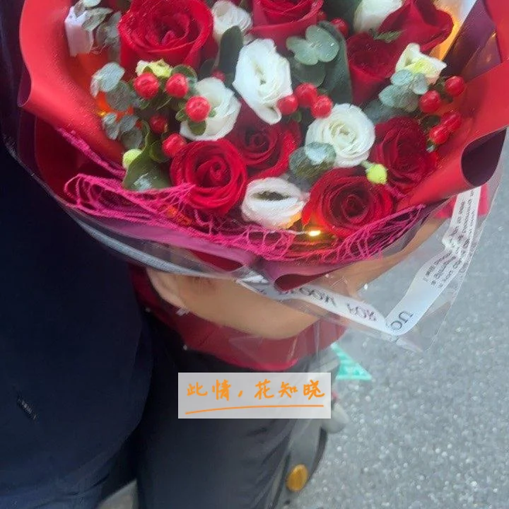 江西中医学院附属医院附近花店送花实拍图