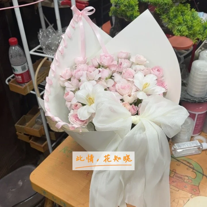 山西省第二人民医院附近花店送花实拍图