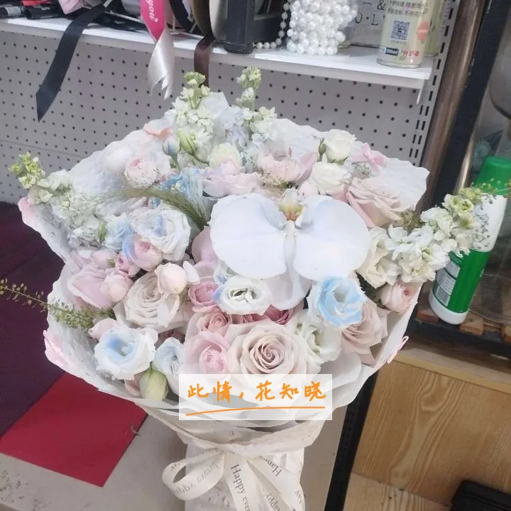 成都军区昆明总医院附近花店送花实拍图