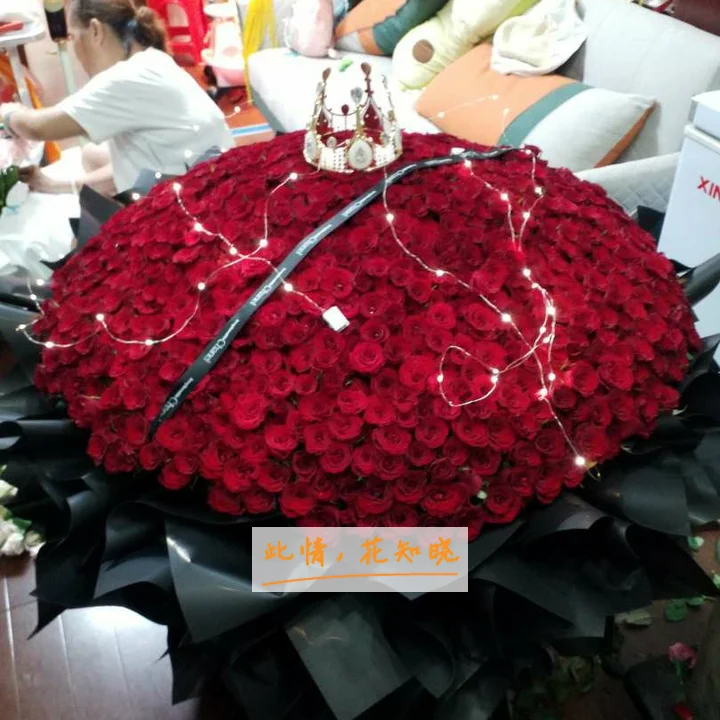 昆明市妇幼保健院附近花店送花实拍图