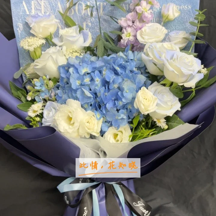 中国人民解放军第一八七中心医院附近花店送花实拍图