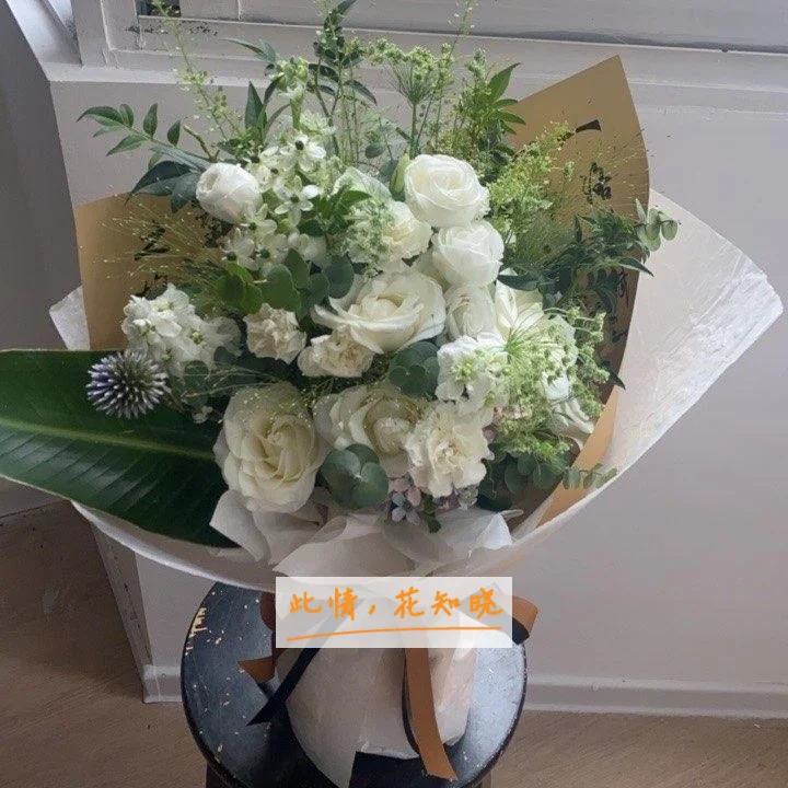 湘雅三医院附近花店送花实拍图