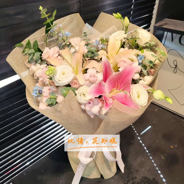 88医院附近花店送花实拍图