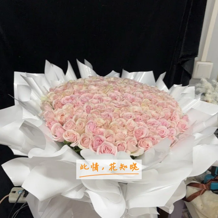 中国人民解放军四一四医院附近花店送花实拍图