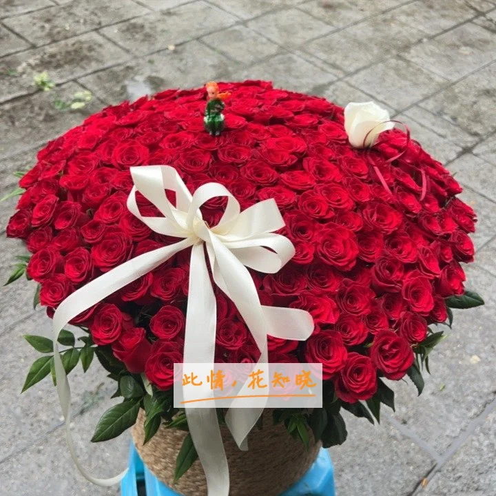大同市第三人民医院附近花店送花实拍图