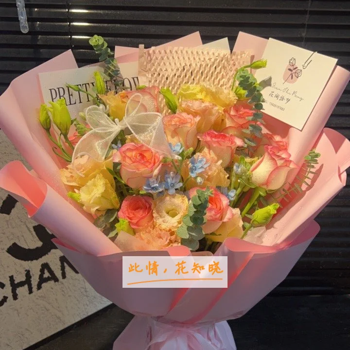 三峡大学葛洲坝中心医院附近花店送花实拍图