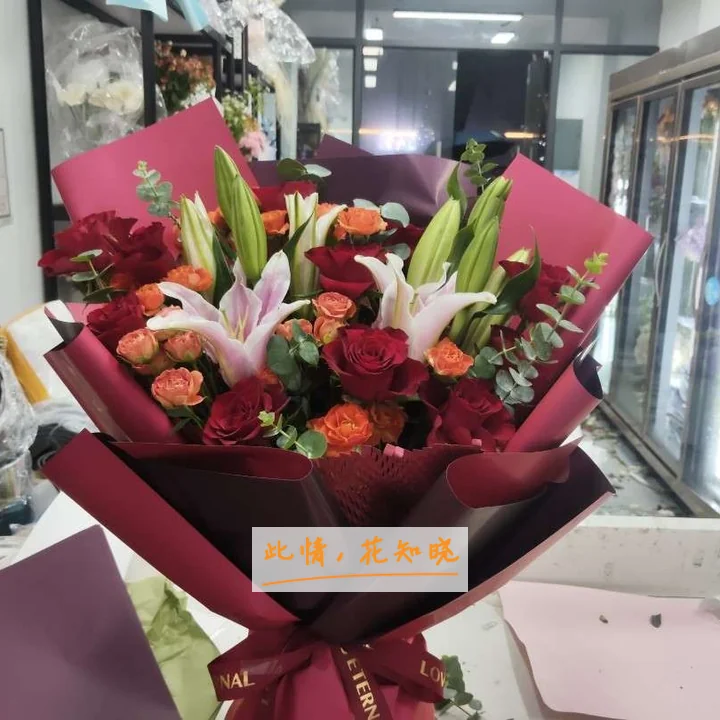 柳州医学高等专科学校第一附属医院附近花店送花实拍图