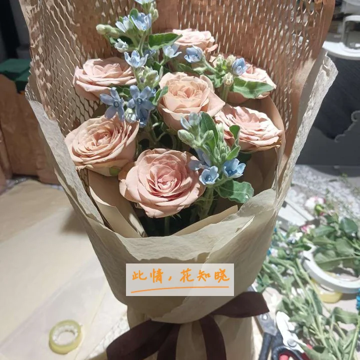 伊博士韩式整形基地附近花店送花实拍图