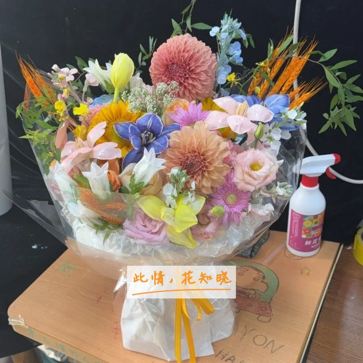 中国人民解放军第464医院附近花店送花实拍图