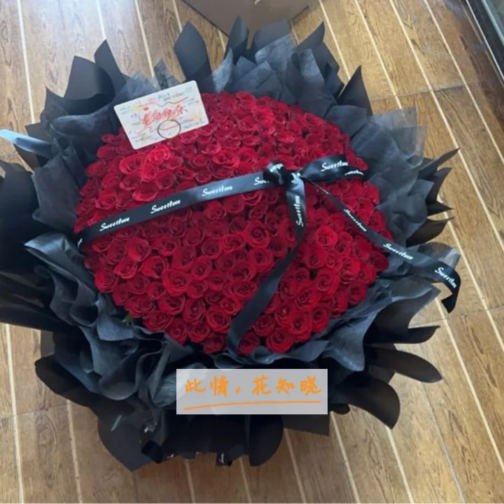 大连医科大学附属第一医院附近花店送花实拍图