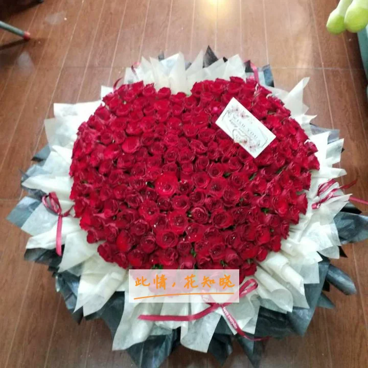昆明医科大学第三附属医院附近花店送花实拍图