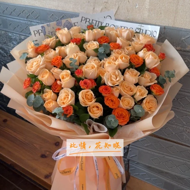 中国人民解放军一八四医院附近花店送花实拍图