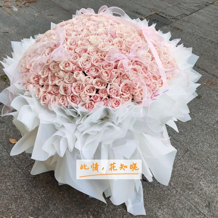 内蒙古自治区伊克昭盟医院附近花店送花实拍图