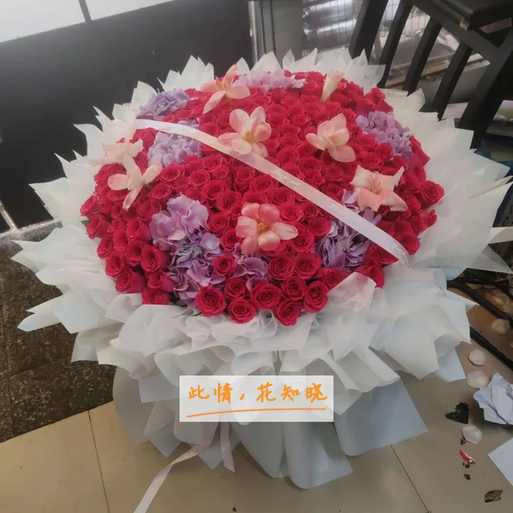 昆明铁路局中心医院附近花店送花实拍图