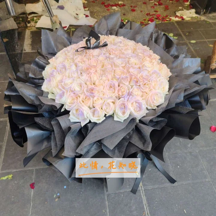 黄石爱康医院附近花店送花实拍图