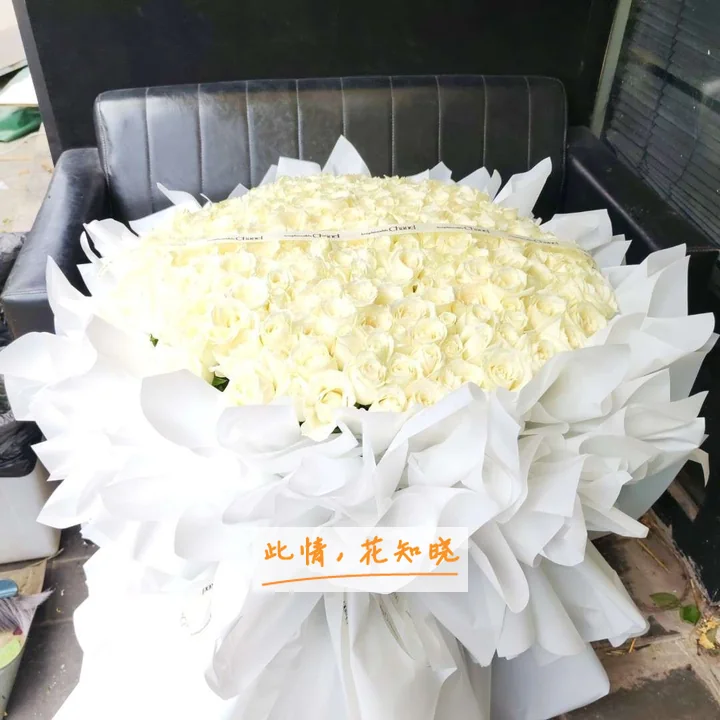 南宁市红十字会医院附近花店送花实拍图